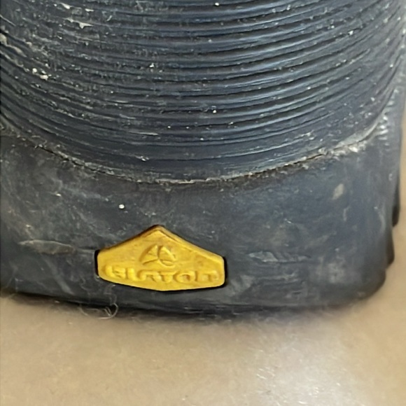 Burton Kids Moto Boots. Excellent Condition. Size 11. - Picture 7 of 9